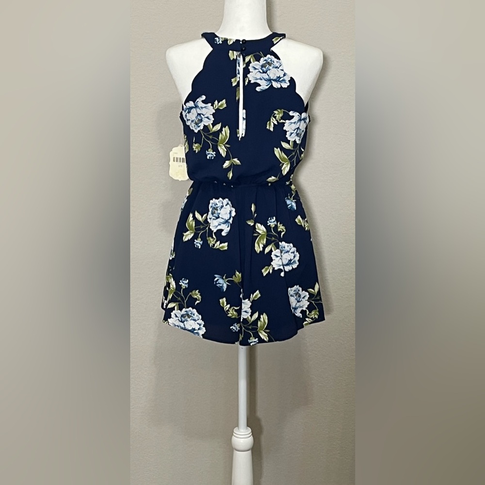 Altar'd State NWT Halter Top Romper with Navy Floral Design Size Medium - Picture 15 of 15